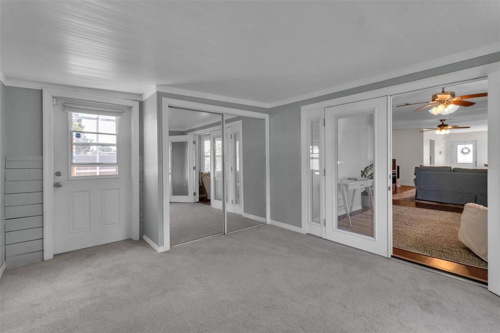 Image 25 of property listing at 3311 MERCER ROAD 3311, Bradenton, FL 34207