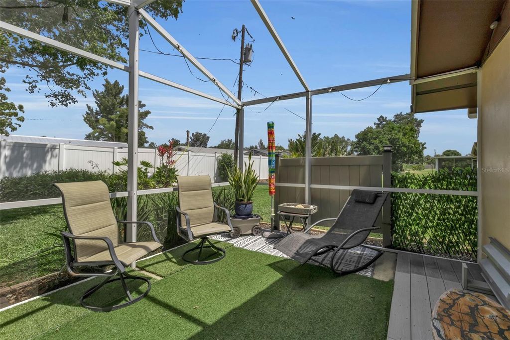 Image 41 of property listing at 3311 MERCER ROAD 3311, Bradenton, FL 34207