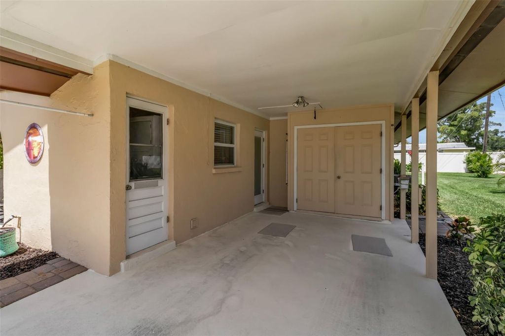 Image 44 of property listing at 3311 MERCER ROAD 3311, Bradenton, FL 34207