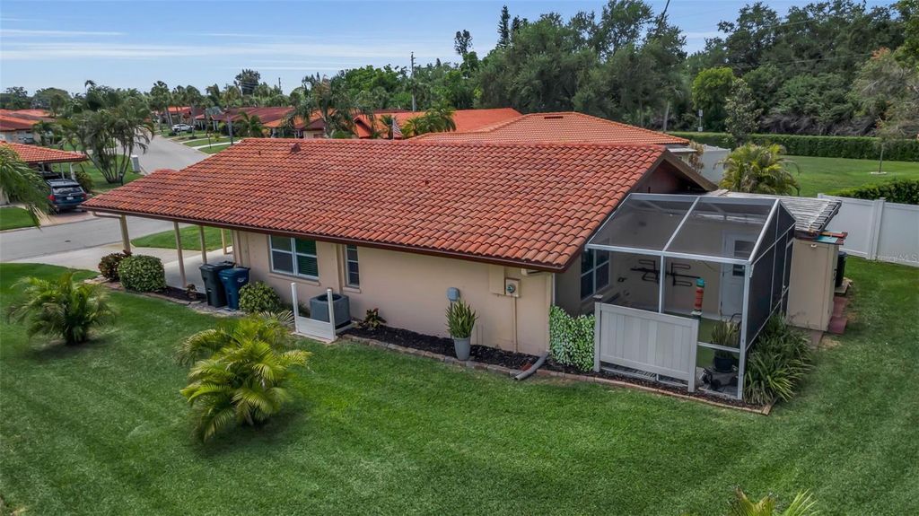 Image 48 of property listing at 3311 MERCER ROAD 3311, Bradenton, FL 34207