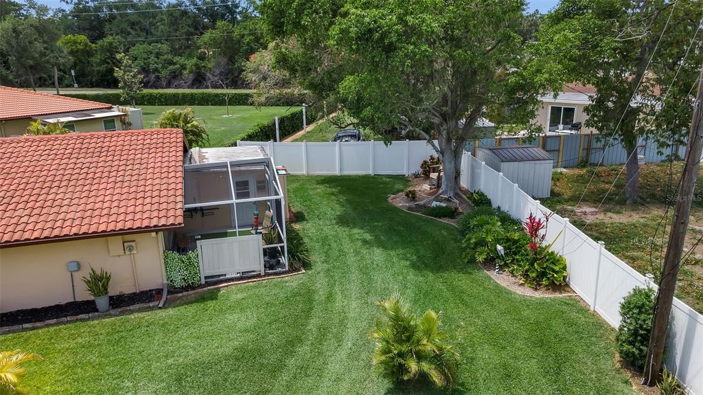 Image 49 of property listing at 3311 MERCER ROAD 3311, Bradenton, FL 34207