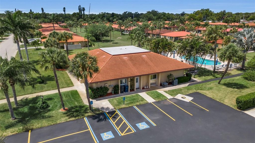 Image 56 of property listing at 3311 MERCER ROAD 3311, Bradenton, FL 34207