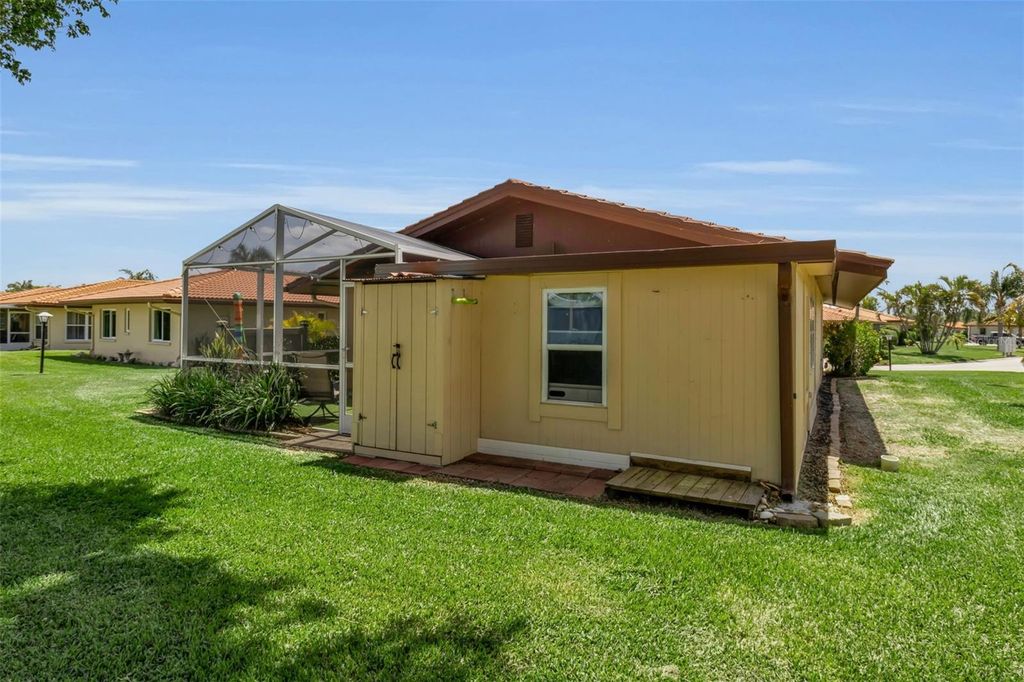 Image 61 of property listing at 3311 MERCER ROAD 3311, Bradenton, FL 34207