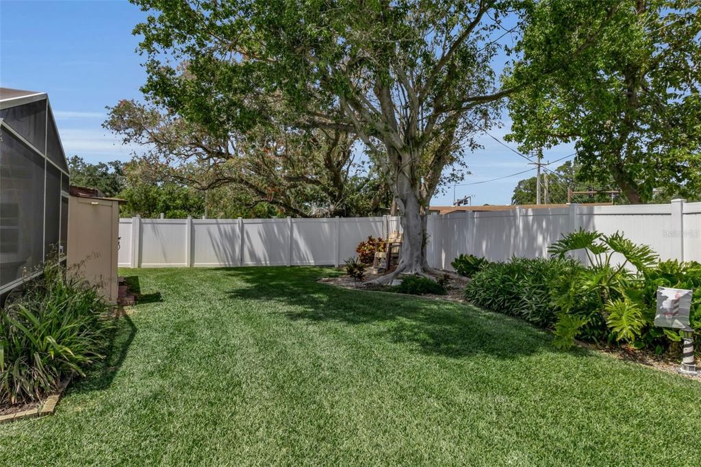 Image 63 of property listing at 3311 MERCER ROAD 3311, Bradenton, FL 34207