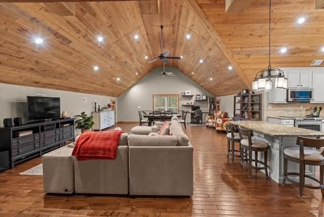 5320B N Helton Road, Winston, GA 30187