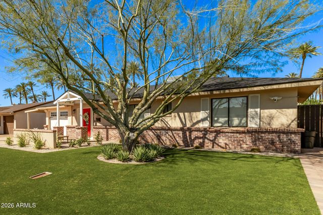 4330 E TURNEY Avenue, Phoenix, AZ 85018