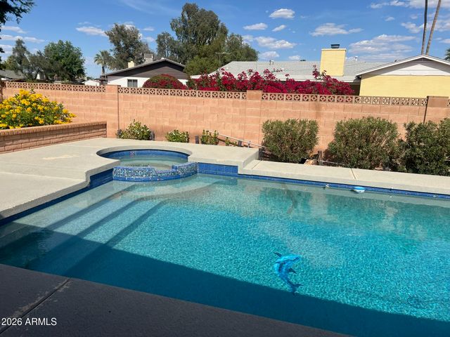 9041 N 42ND Avenue, Phoenix, AZ 85051