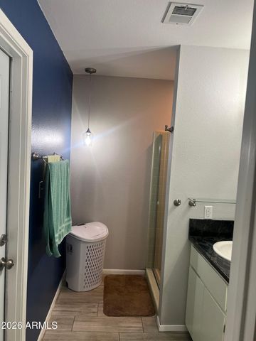 9041 N 42ND Avenue, Phoenix, AZ 85051