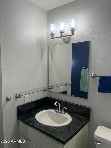 9041 N 42ND Avenue, Phoenix, AZ 85051