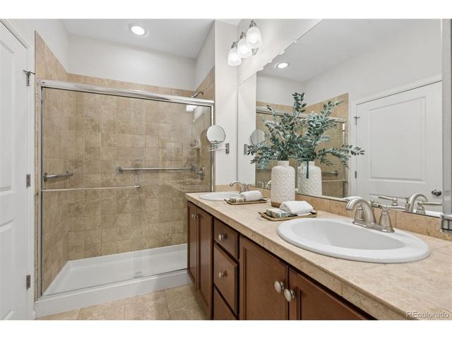 10273 Bellwether Ln, Lone Tree, CO 80124