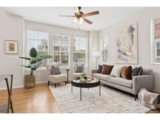 10273 Bellwether Ln, Lone Tree, CO 80124