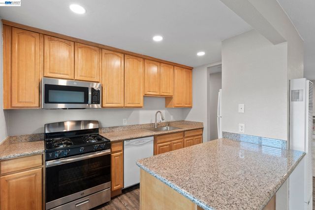 975 Murrieta Blvd 5, Livermore, CA 94550