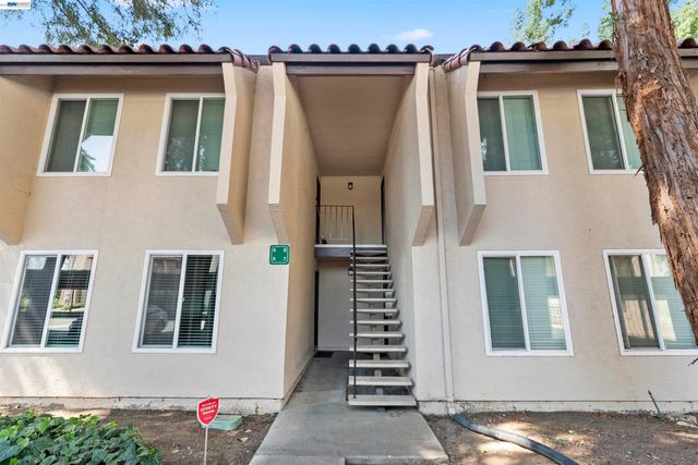 975 Murrieta Blvd 5, Livermore, CA 94550