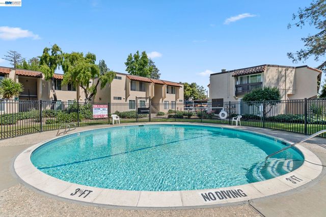 975 Murrieta Blvd 5, Livermore, CA 94550