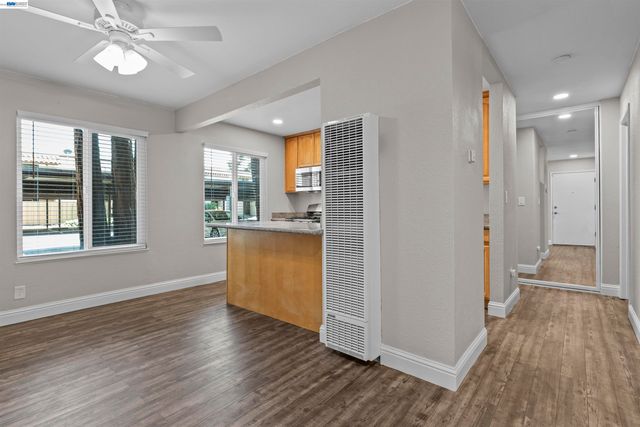 975 Murrieta Blvd 5, Livermore, CA 94550