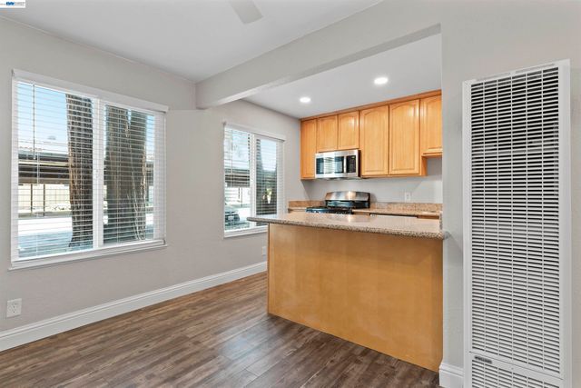 975 Murrieta Blvd 5, Livermore, CA 94550