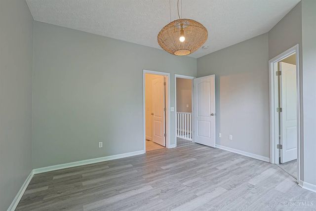 2031 E Seymour Avenue, Cincinnati, OH 45237