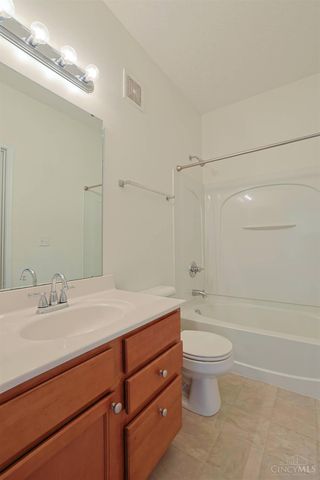 2031 E Seymour Avenue, Cincinnati, OH 45237