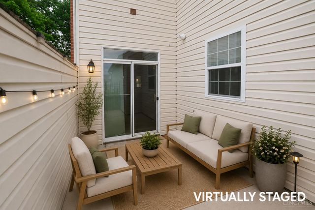 2031 E Seymour Avenue, Cincinnati, OH 45237