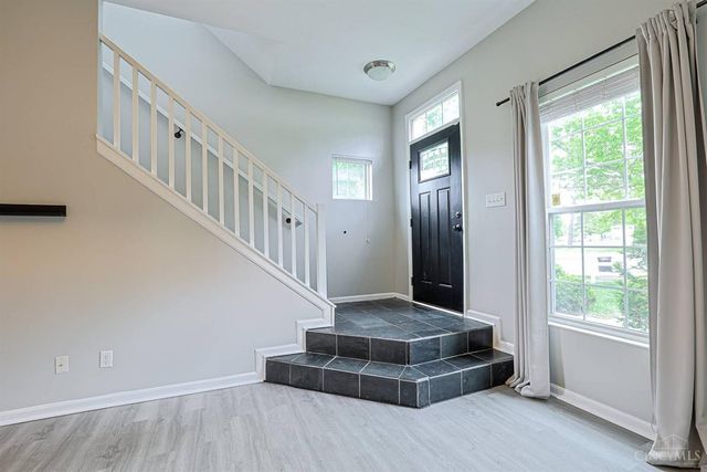 2031 E Seymour Avenue, Cincinnati, OH 45237