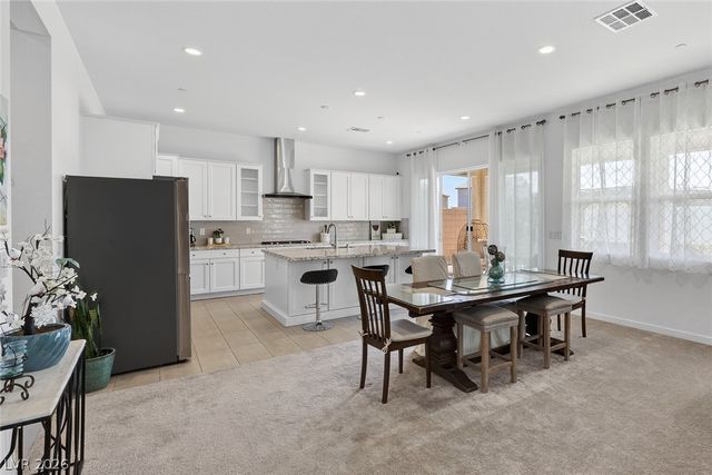 10441 Terra Landings Avenue, Las Vegas, NV 89166