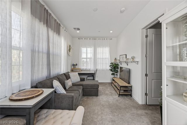 10441 Terra Landings Avenue, Las Vegas, NV 89166