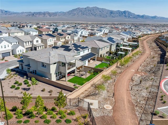 10441 Terra Landings Avenue, Las Vegas, NV 89166