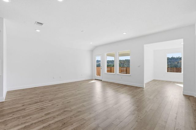 517 Tekoa DR, Georgetown, TX 78628