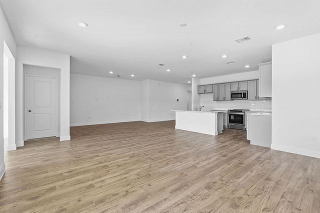 517 Tekoa DR, Georgetown, TX 78628