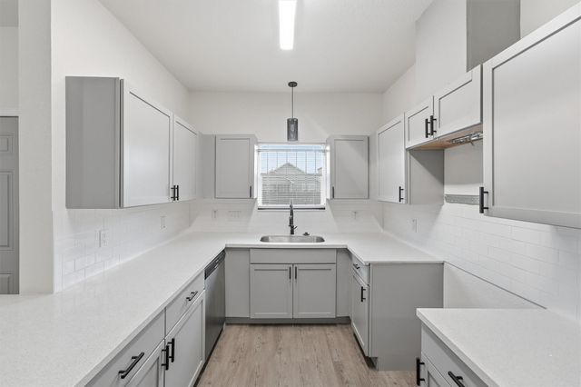 319 N Carolina Street B, Houston, TX 77029