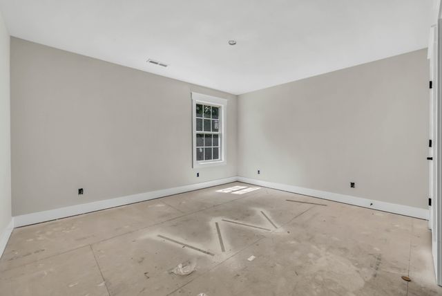 1066 Indian Creek Rd, Cumberland Furnace, TN 37051