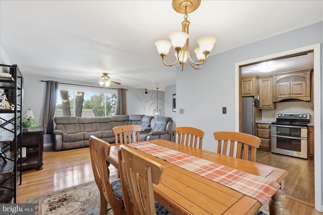 650 E WILLOW ST, Elizabethtown, PA 17022