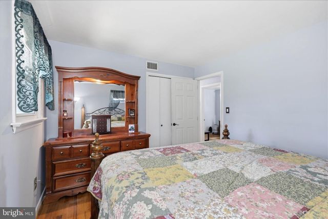 650 E WILLOW ST, Elizabethtown, PA 17022