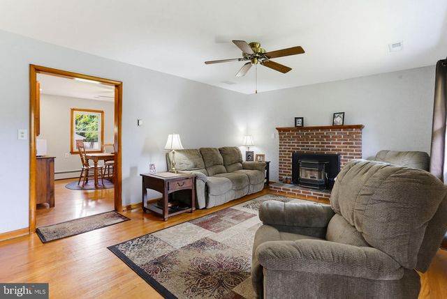 815 RECKORD RD, Fallston, MD 21047