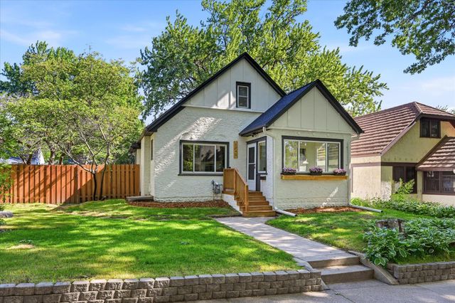 1245 Jefferson Avenue, Saint Paul, MN 55105
