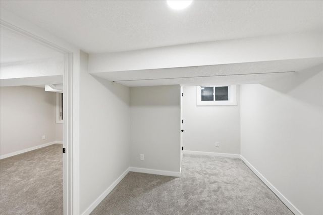 1245 Jefferson Avenue, Saint Paul, MN 55105