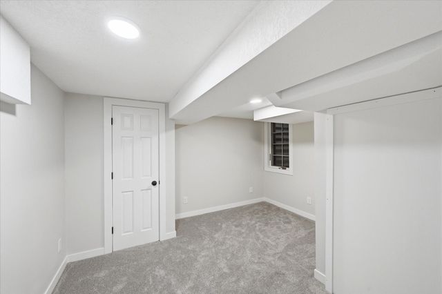 1245 Jefferson Avenue, Saint Paul, MN 55105
