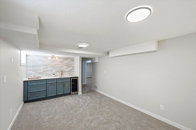 1245 Jefferson Avenue, Saint Paul, MN 55105