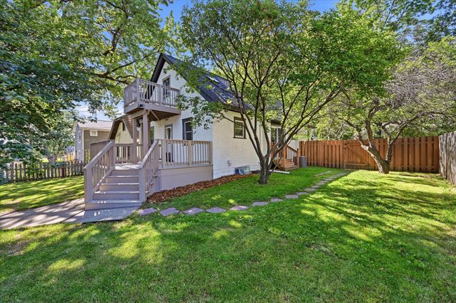 1245 Jefferson Avenue, Saint Paul, MN 55105