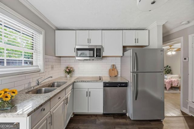 21 NE Delmont Drive NE 3, Atlanta, GA 30305