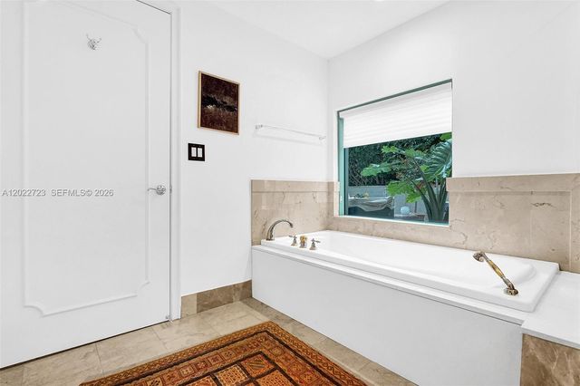 3400 SW 27th Ave 206, Miami, FL 33133