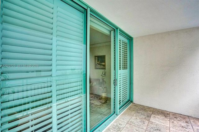 3400 SW 27th Ave 206, Miami, FL 33133