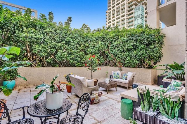 3400 SW 27th Ave 206, Miami, FL 33133