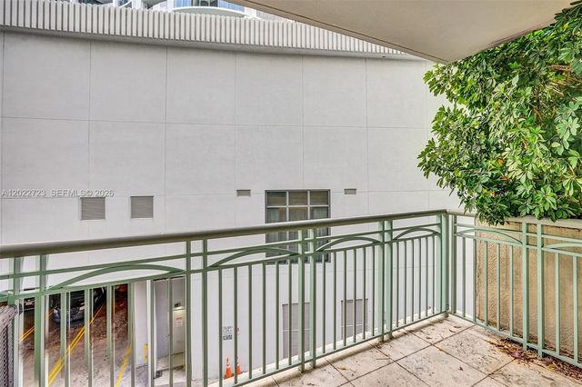 3400 SW 27th Ave 206, Miami, FL 33133