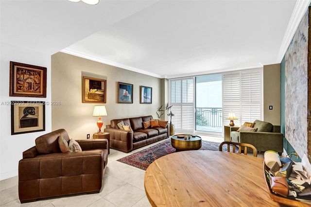 3400 SW 27th Ave 206, Miami, FL 33133