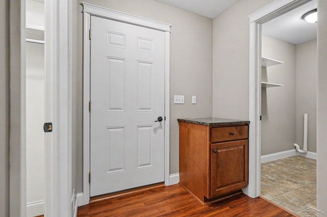 102 Tuscany Circle, Saginaw Twp, MI 48603