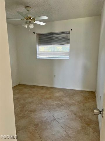 3325 Airport RD N S7, Naples, FL 34105