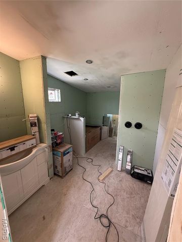 1046 Wayne 372, Piedmont, MO 63957