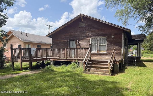 807 Evergreen Avenue, Jackson, MS 39204