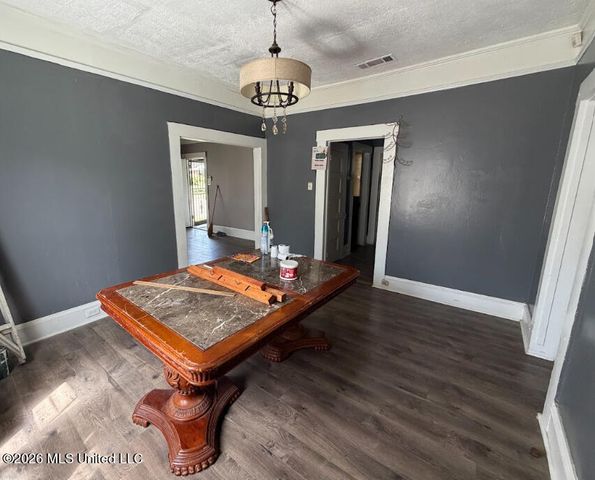 807 Evergreen Avenue, Jackson, MS 39204